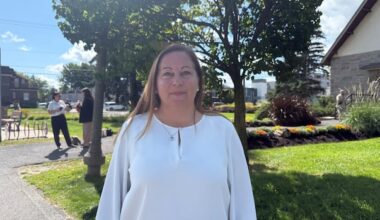 Mayors west of Montreal urge next Quebec government to finally revamp Highway 20