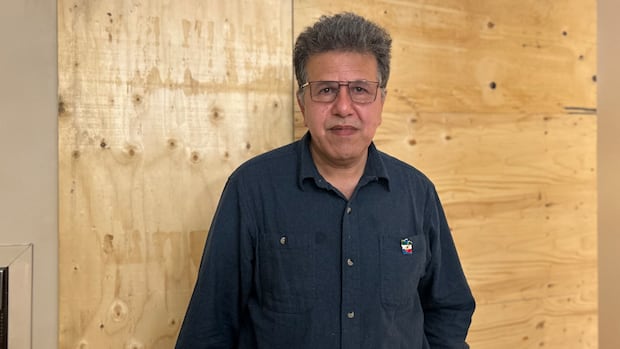 Couple sues city over 'violent and explosive' Winnipeg police raid of wrong condo unit