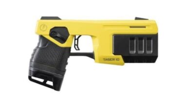 Police looking for Taser that was lost in Winnipeg's North End