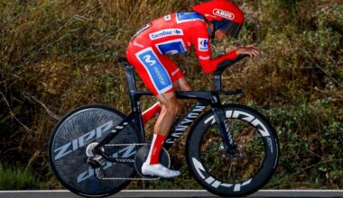 Who won the Vuelta a Espana time trial?