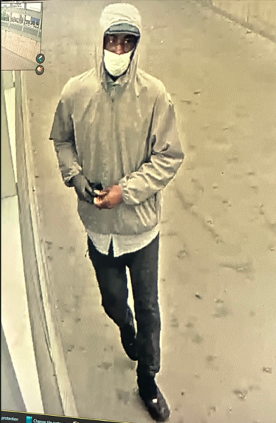 Police Seek Public Assistance in Robberies at Mississauga Shopping Centre