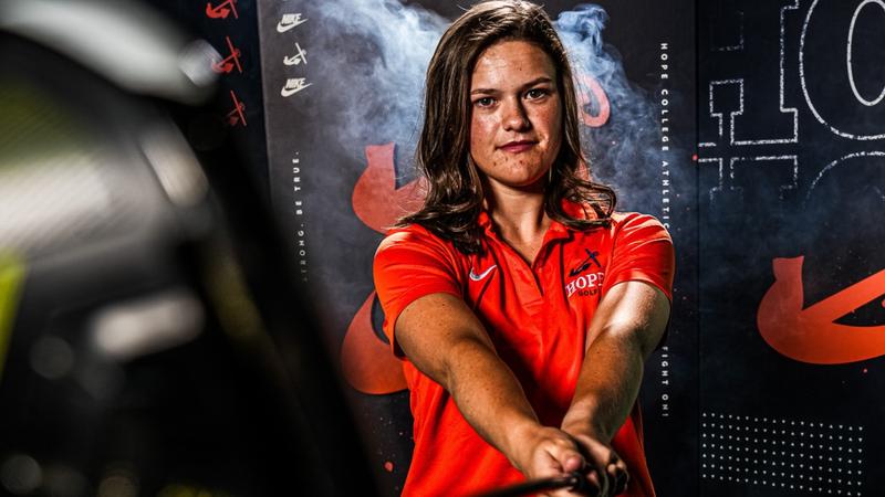 Rachael Jones Earns Share of Medalist Honors; Women's Golf Takes Second Place in Invite
