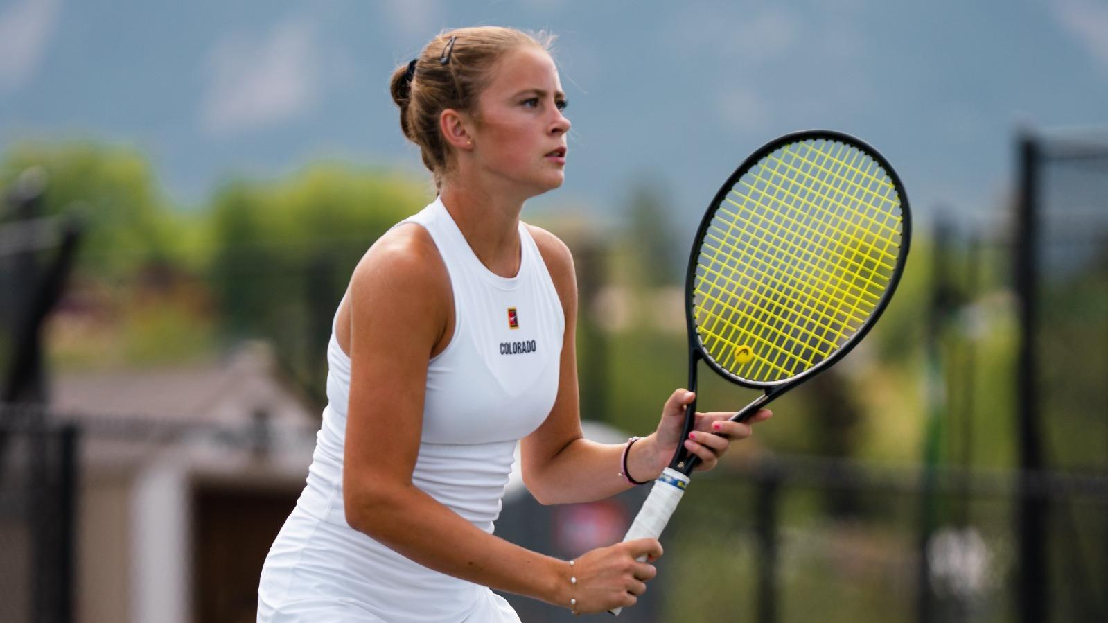 Buffs Defeat Wisconsin to Conclude Milwaukee Tennis Classic