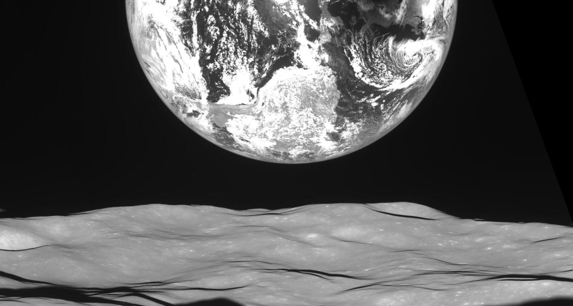 A photo of Earth captured by Korea’s lunar orbiter Danuri during the total solar eclipse, April 9, 2024. Korea Times file
