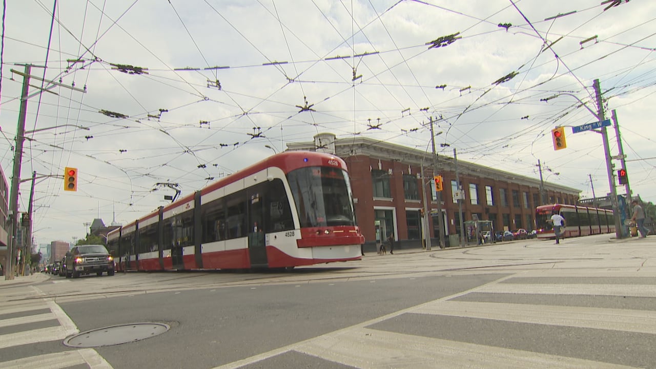 CAS GAZTAMBIDE KING STREETCAR IMPACTS SEQ_frame_24308