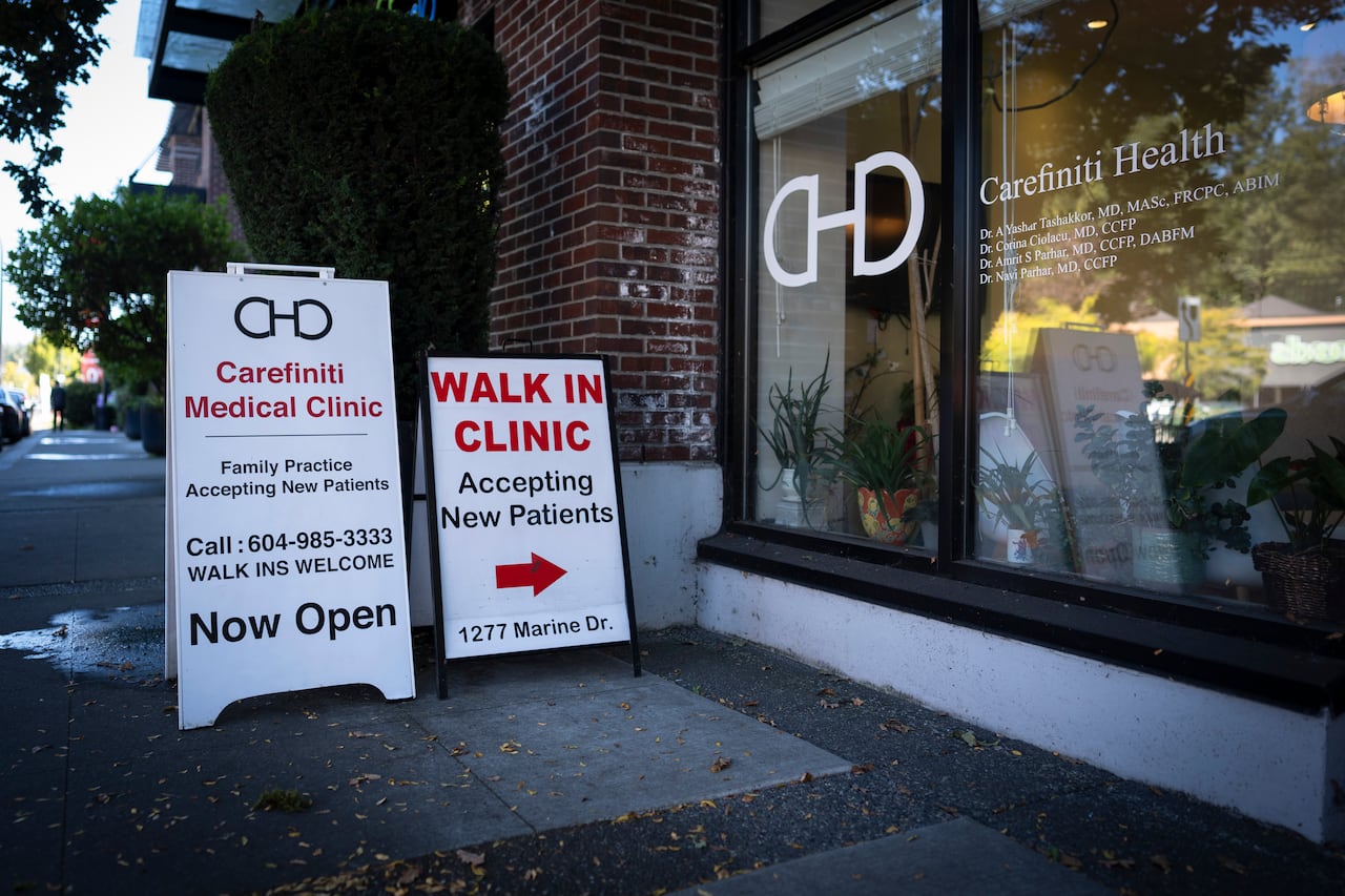 Carefiniti clinics in North Vancouver currently have four doctors accepting new patients. They are actively recruiting nine new physicians to join their practices.