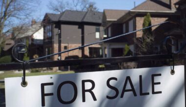 Canada home price index hits lowest level since April 2023