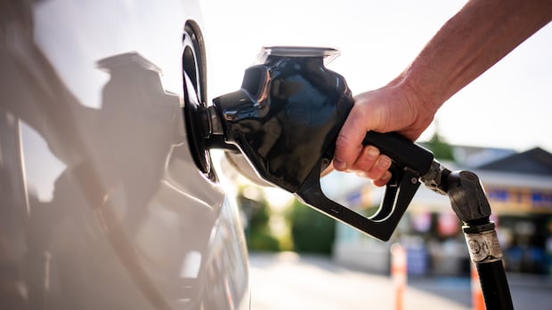 Gas prices are dropping. You can thank the 'winter blend' for that