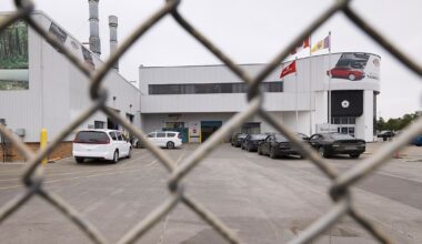 Strike threat hangs over Windsor Assembly Plant