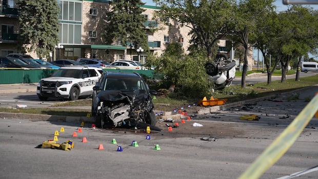 Serious crash shuts down roads in Winnipeg's West Kildonan area