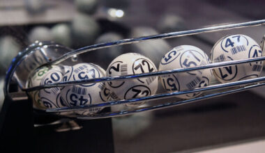 $32 million 6/49 lottery ticket purchased in Surrey