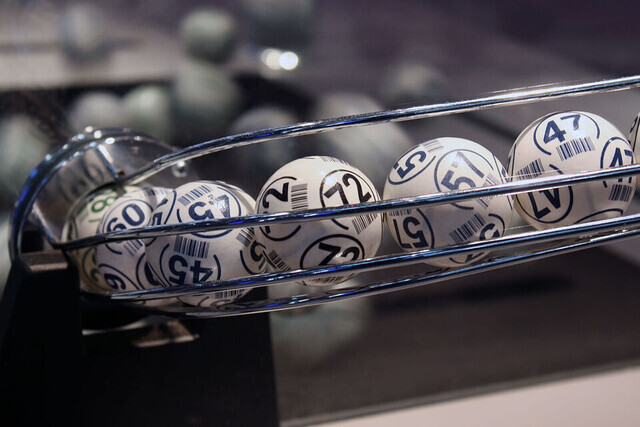 $32 million 6/49 lottery ticket purchased in Surrey