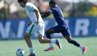 COugars Score Two Late Goals to Defeat Huskies 2-0