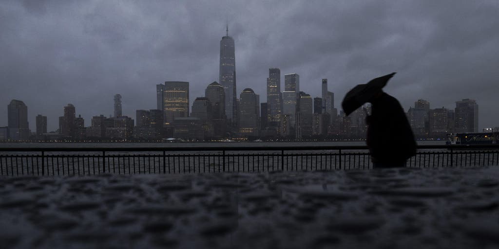 Powerful nor’easter threatens East Coast with days of dangerous surf, flooding