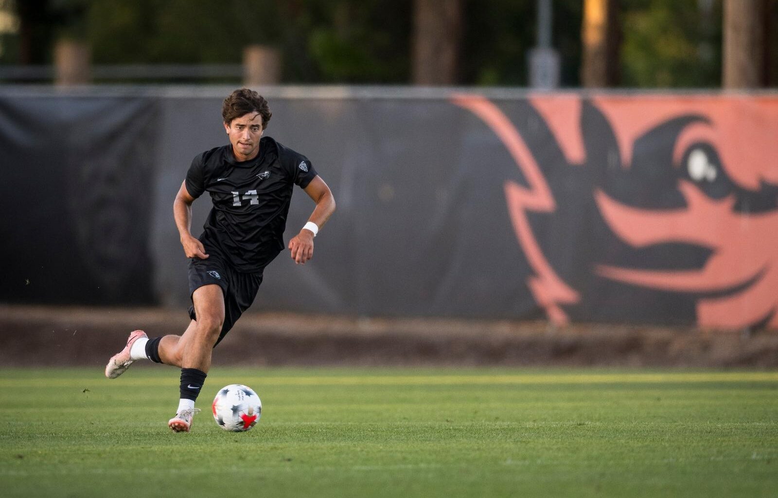 Beavers Take Down No. 25 UCSB in Road Matchup