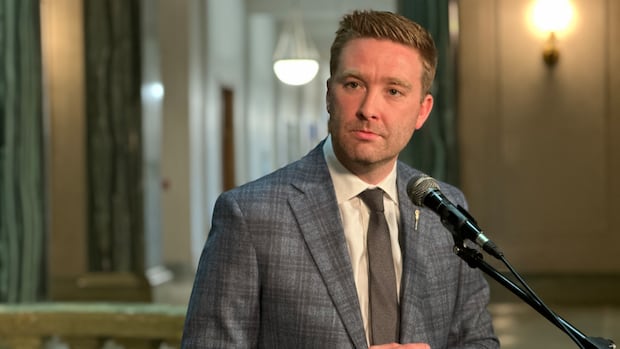 Sask. health minister says province is focused on avoiding a health-care strike, not preparing for one