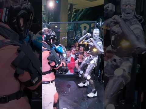 World’s first human vs. robot fight thumbnail