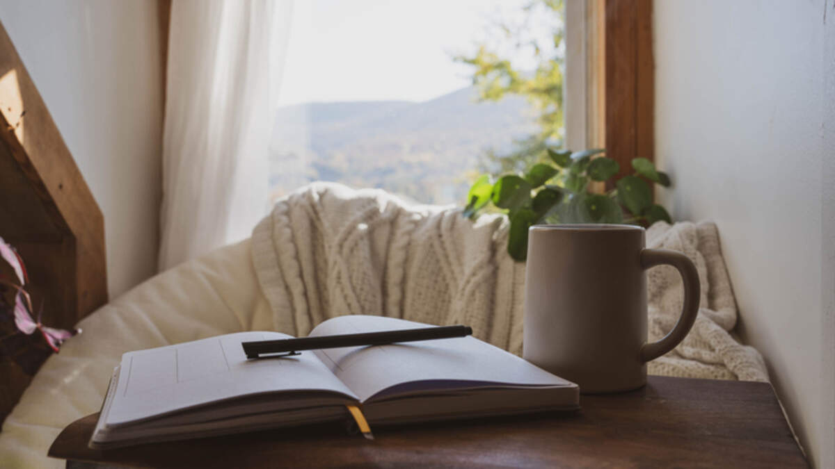 7 One-Minute Micro-Habits Psychologists Say Actually Help With Stress