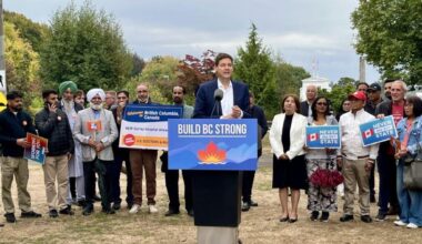 Eby focuses on U.S. health worker recruitment at Surrey border stop