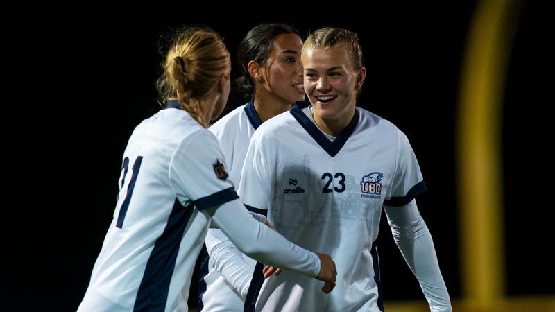 Second-half scoring surge lifts T-Birds to 7th straight win