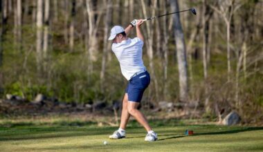 Men's Golf Ends Day One in First with One Shot Lead at Bowdoin Invitational
