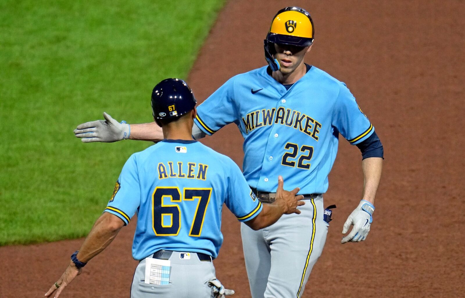 Brewers name Christian Yelich franchise’s first captain – with Robin Yount’s approval – Winnipeg Free Press
