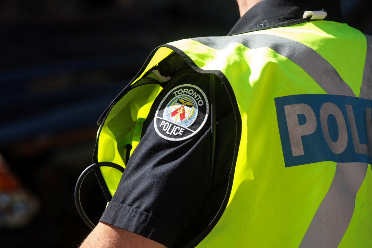 Pedestrian struck by garbage truck in Toronto's Entertainment District