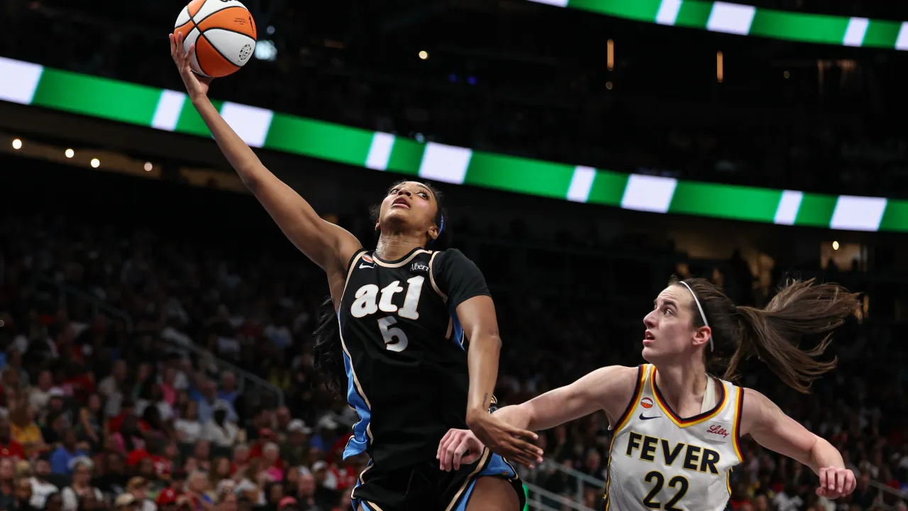 Caitlin Clark and Angel Reese showed off their chemistry in Team USA's win over Czechia image