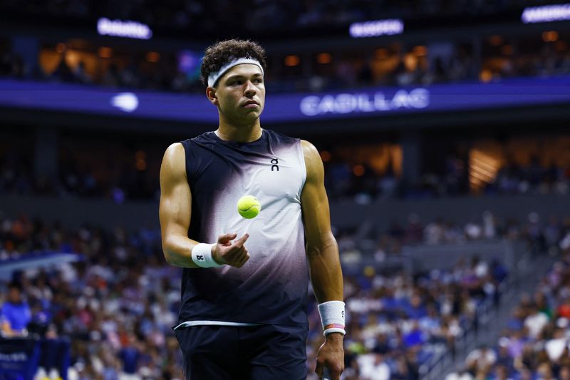 Tennis-Shelton stops Tsitsipas, sets up Alcaraz showdown at US Open | The Mighty 790 KFGO