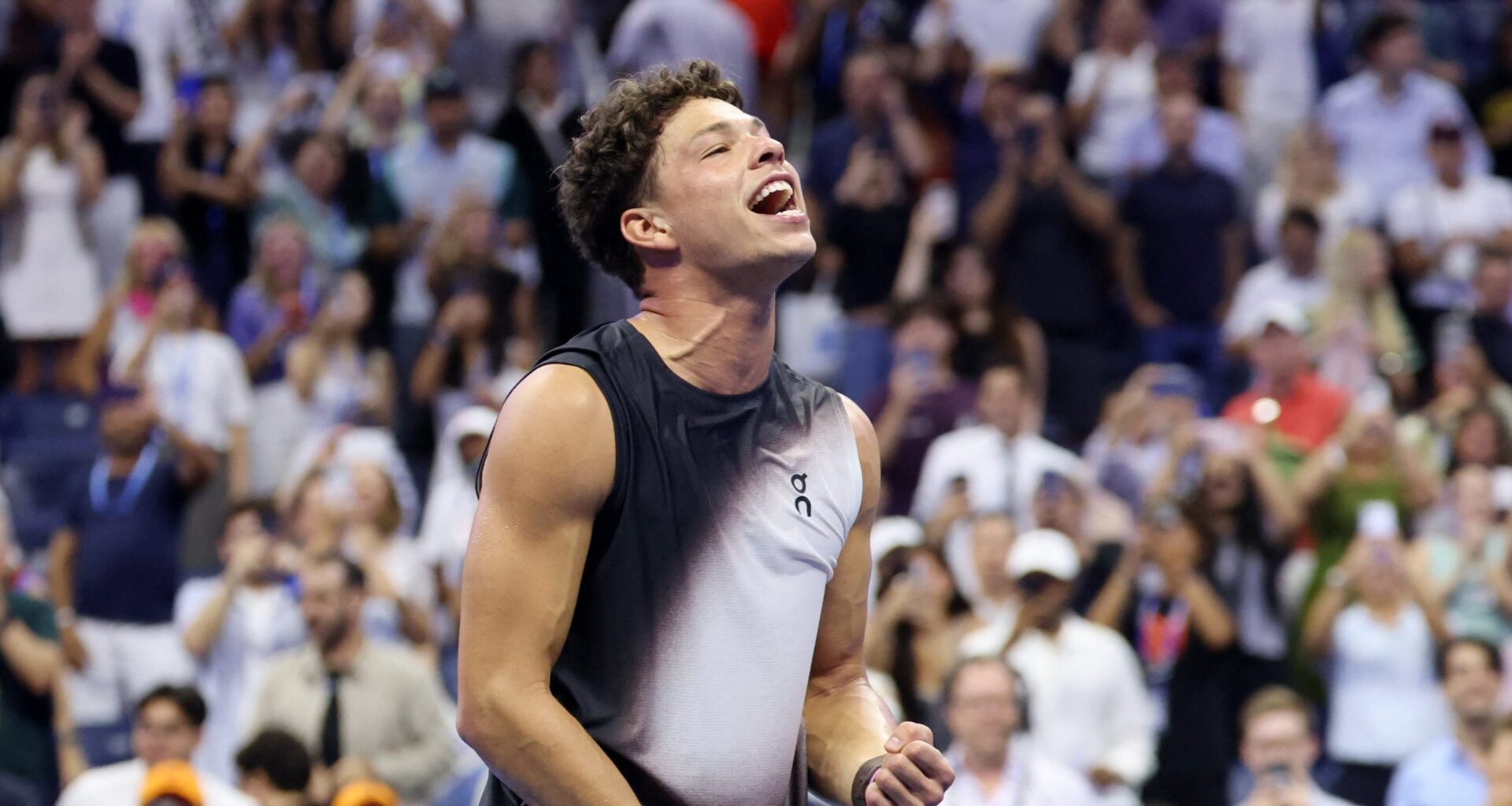 Andy Roddick defends late-night tennis finishes at US Open