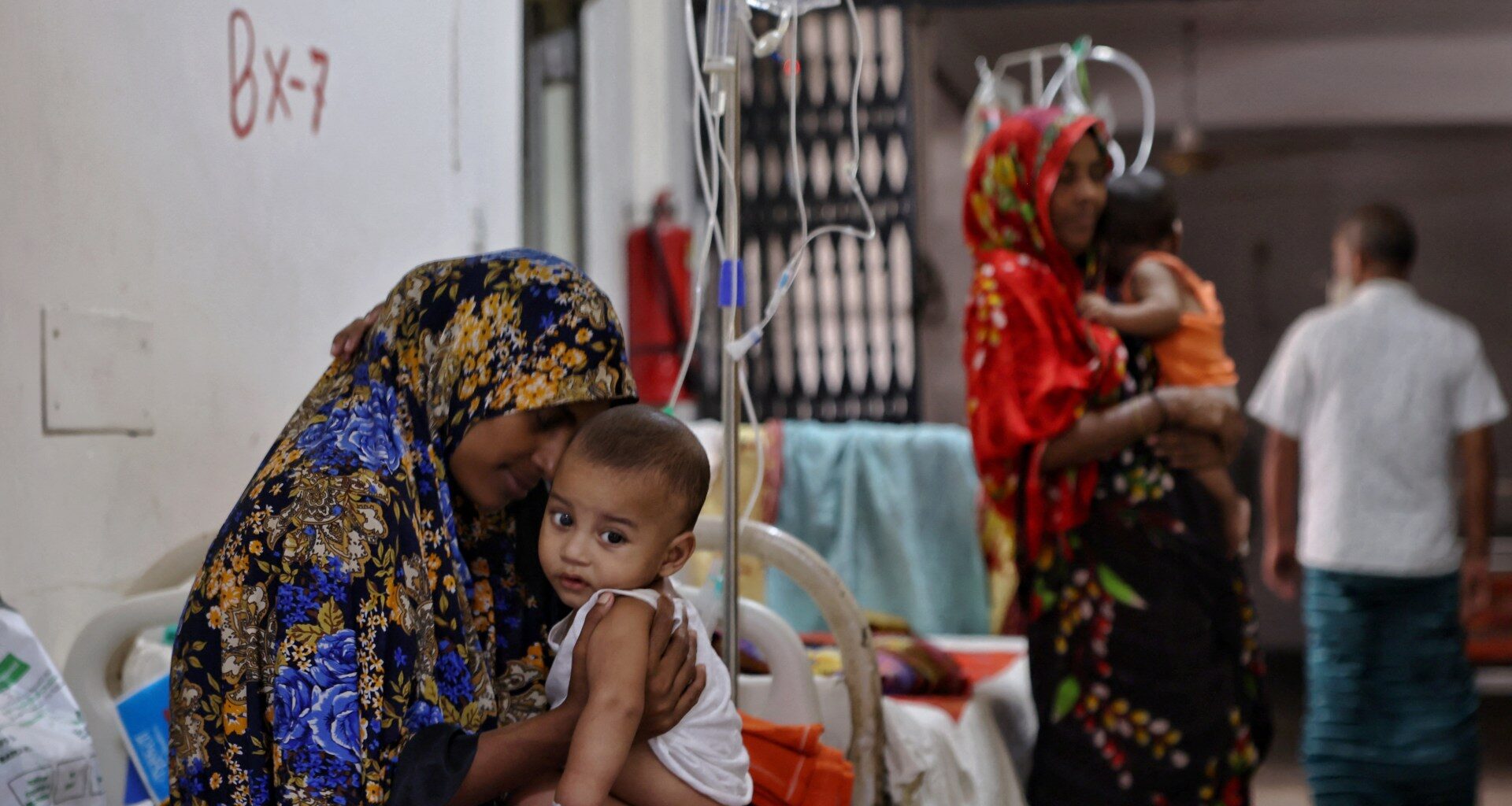 Bangladesh measles deaths surpass 1,000 after vaccination drive falls short | Health News