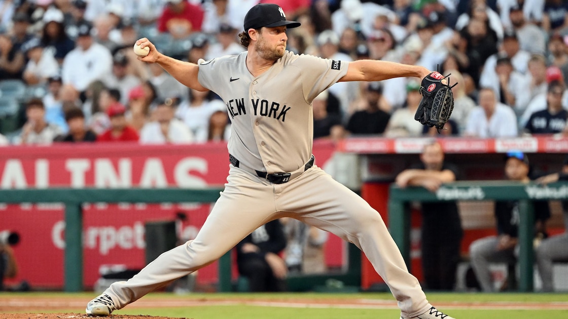 Watch Yankees' Gerrit Cole Make MLB History by Allowing 3 Straight HRs to Start Padres Game on Video