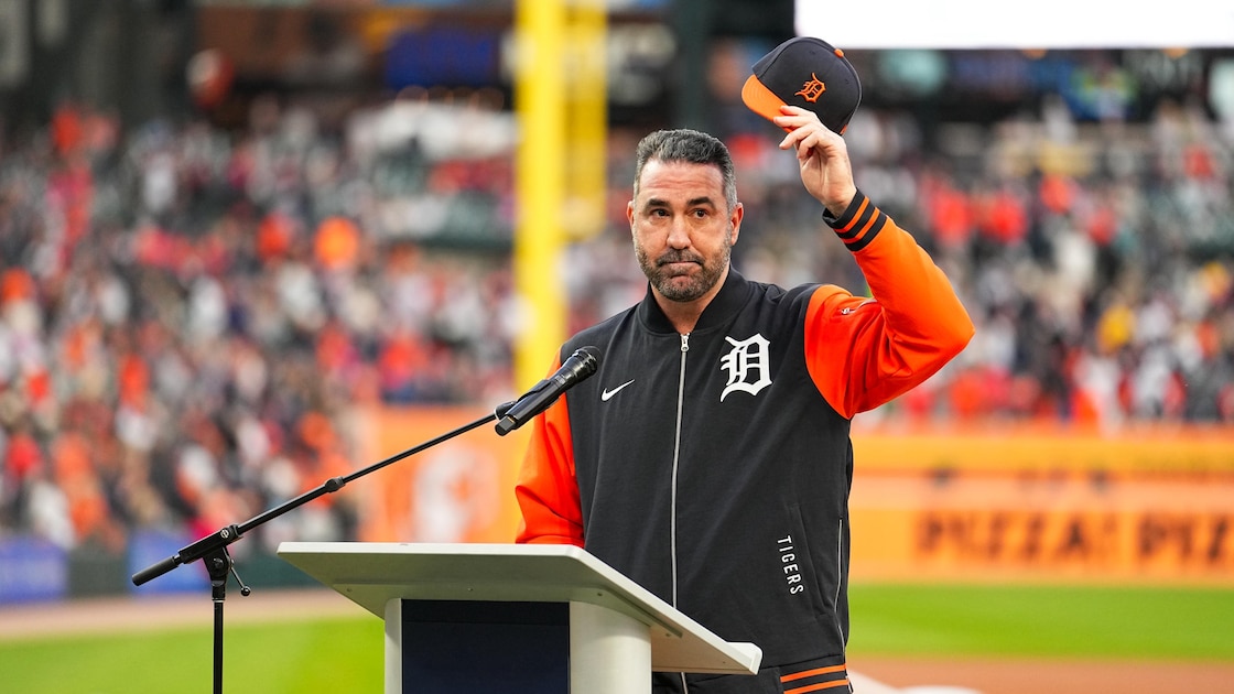 Justin Verlander Honored by Tigers With Custom Shirts in Photos Ahead of Final Start of MLB Career