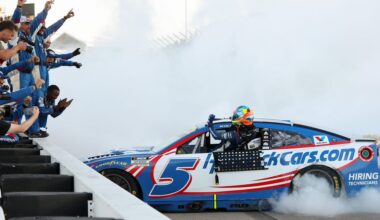 Kyle Larson Breaks 51-Race Winless Streak in Chaotic NASCAR Chase Race