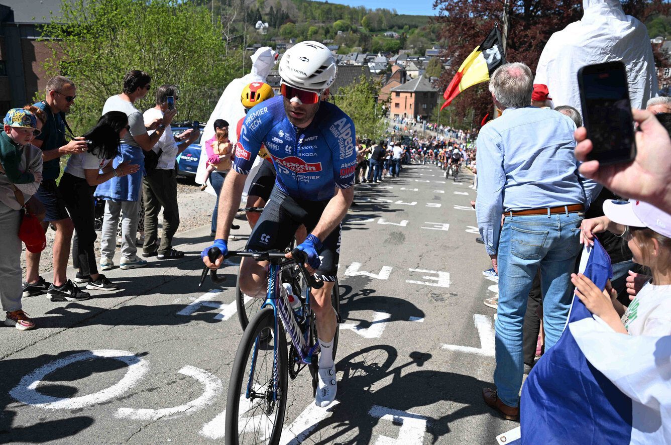 Hugo Houle out of La Vuelta a España