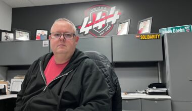 Local 444 president seeks commitment on Windsor Assembly’s third shift as Stellantis talks remain stalled – AM 800 CKLW