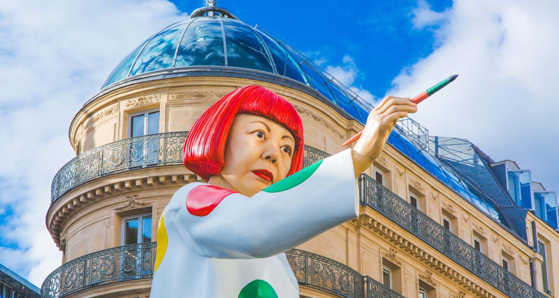 How Kusama Yayoi's Death Puts a Spotlight on Japan's "Whiteness Problem"