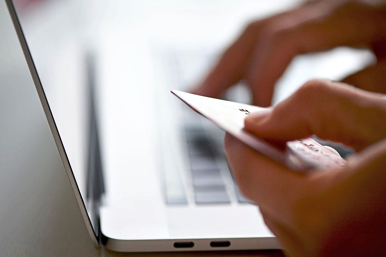 How to prevent unnecessary splurging with the 48-hour rule