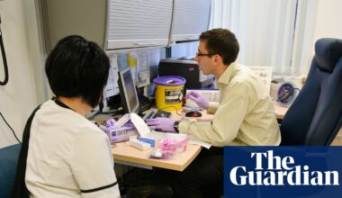 Doctors’ AI scribes get names of drugs and diagnoses wrong, NHS watchdog warns | NHS