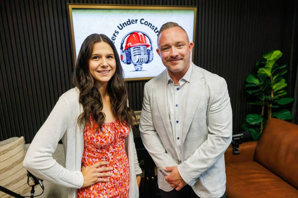 MIKE DEAL / FREE PRESS
Justis Pederson (right) president and CEO of recruitment firm Pederson Group, and creative communication director Cassidy Bezan in their media production space at 201 Portage Ave.