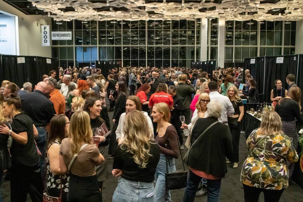 BROOK JONES / FREE PRESS FILES
The Winnipeg Wine Festival is back Friday and Saturday at the RBC Convention Centre.