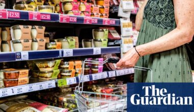 UK food and drink trade deficit largest since 2000 at £21bn | Food & drink industry