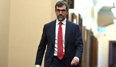 Steven Guilbeault formally resigns his seat in Laurier-Sainte-Marie
