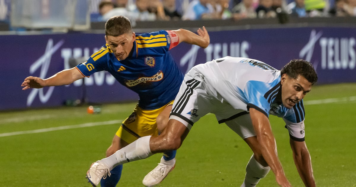 CF Montreal tops reigning champion Vancouver Whitecaps, advance to Canadian Championship final