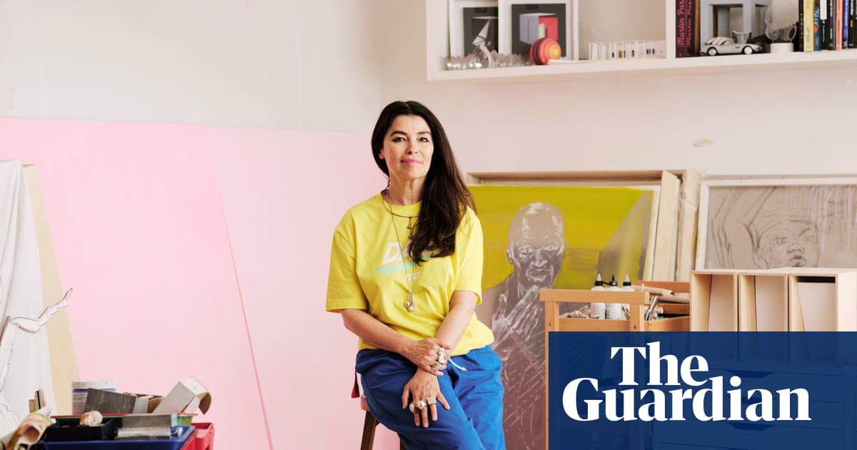 ‘I’m an everythingist’: How Es Devlin became the go-to for Beyoncé gigs, fashion runways and the Olympics | Es Devlin
