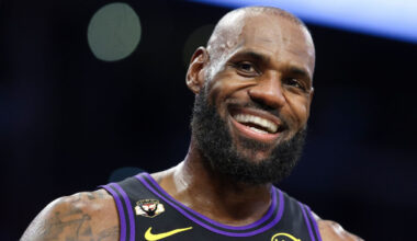 Byron Scott offers a different perspective on LeBron joining the 76ers: "He won't have to push himself too hard"