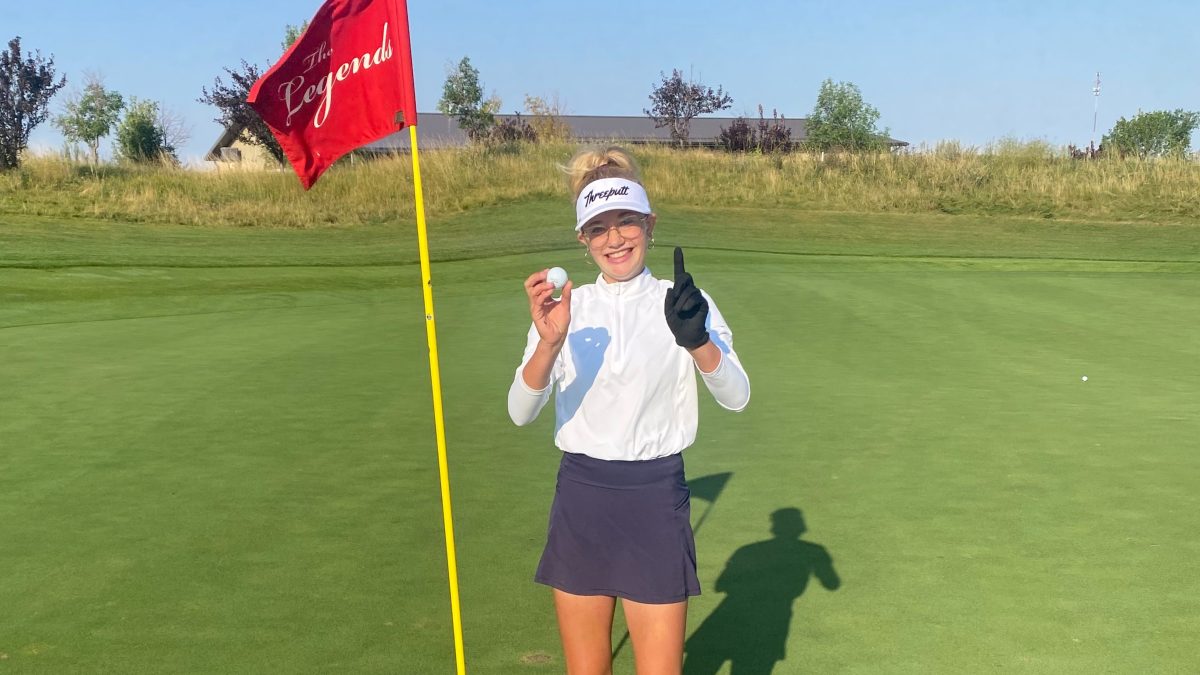 North Battleford golfer bounces back from nationals with first hole-in-one, 10-stroke win