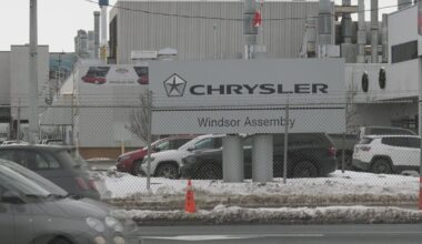 Unifor pushes back on Brampton plant sale, seeks answers on Windsor – AM 800 CKLW