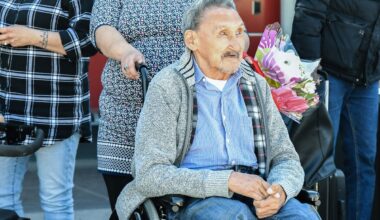‘Father of Nunavut’ challenges territory’s refusal to pay for his housing, home care in Iqaluit