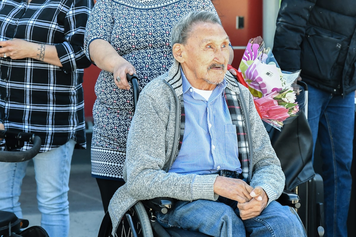 ‘Father of Nunavut’ challenges territory’s refusal to pay for his housing, home care in Iqaluit